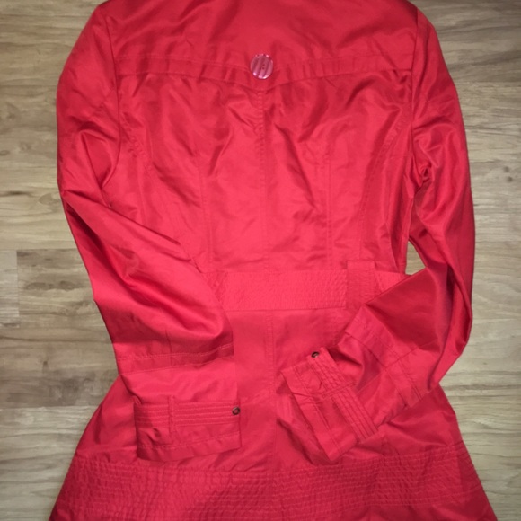 Women’s Red Trench Coat - M - Picture 3 of 3